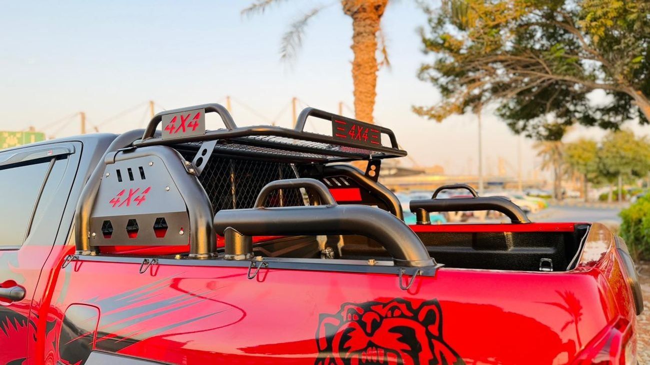 تويوتا هيلوكس -