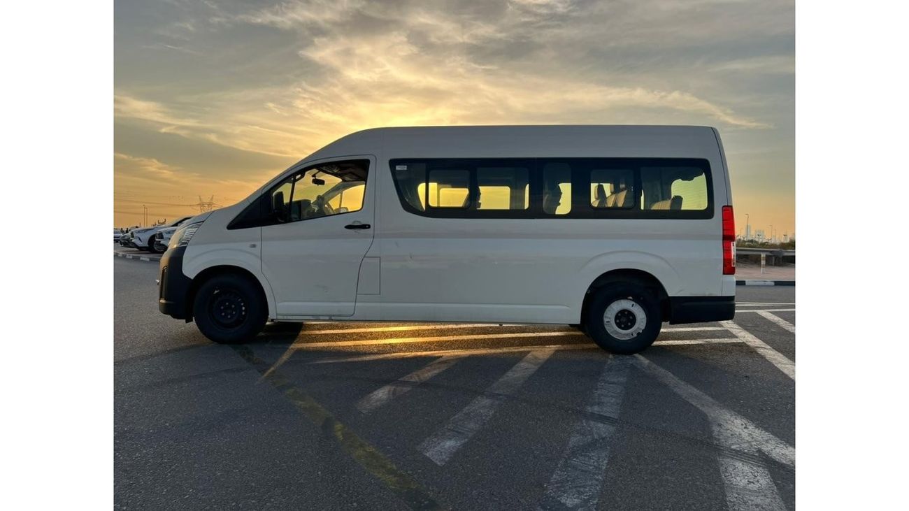 Toyota Hiace “Offer”*Limited Stock* 2022 Toyota hiace 2.8L Diesel Manual - New Shape High Roof 13 Seater