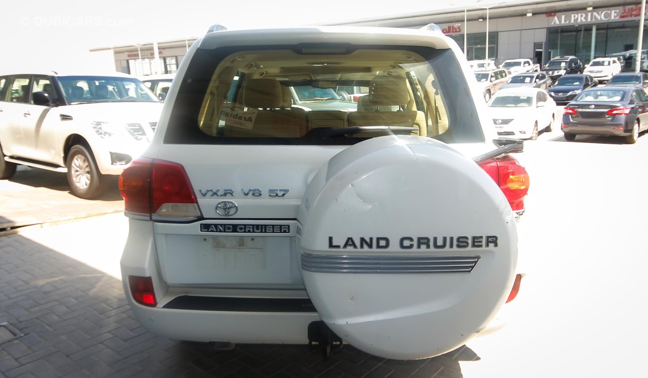 Toyota Land Cruiser VX.R V8 5.7