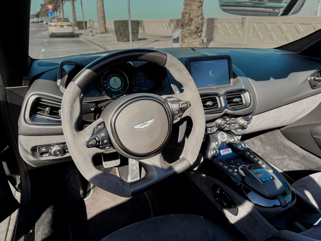 أستون مارتن فانتيج F1 Edition 4.0L