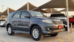 Toyota Fortuner Toyota Fortuner 2012 SR5 V6 4.0L Ref# 588