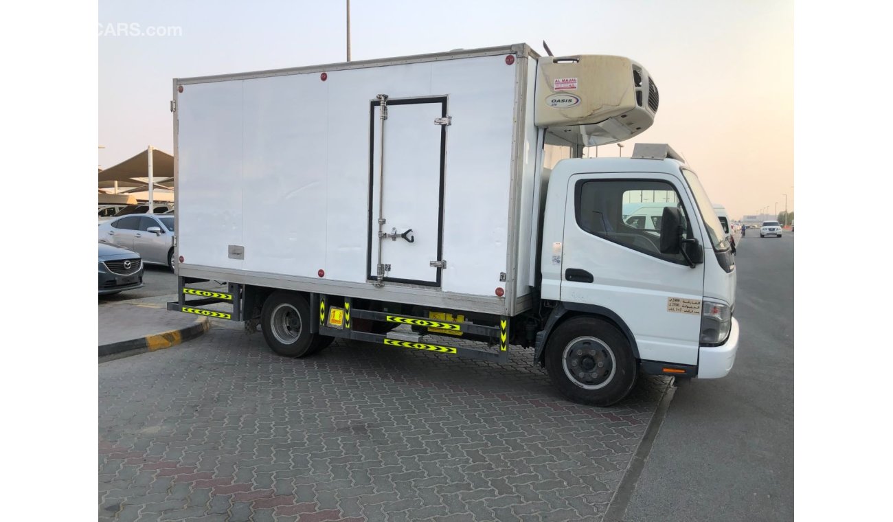 Mitsubishi Canter GCC