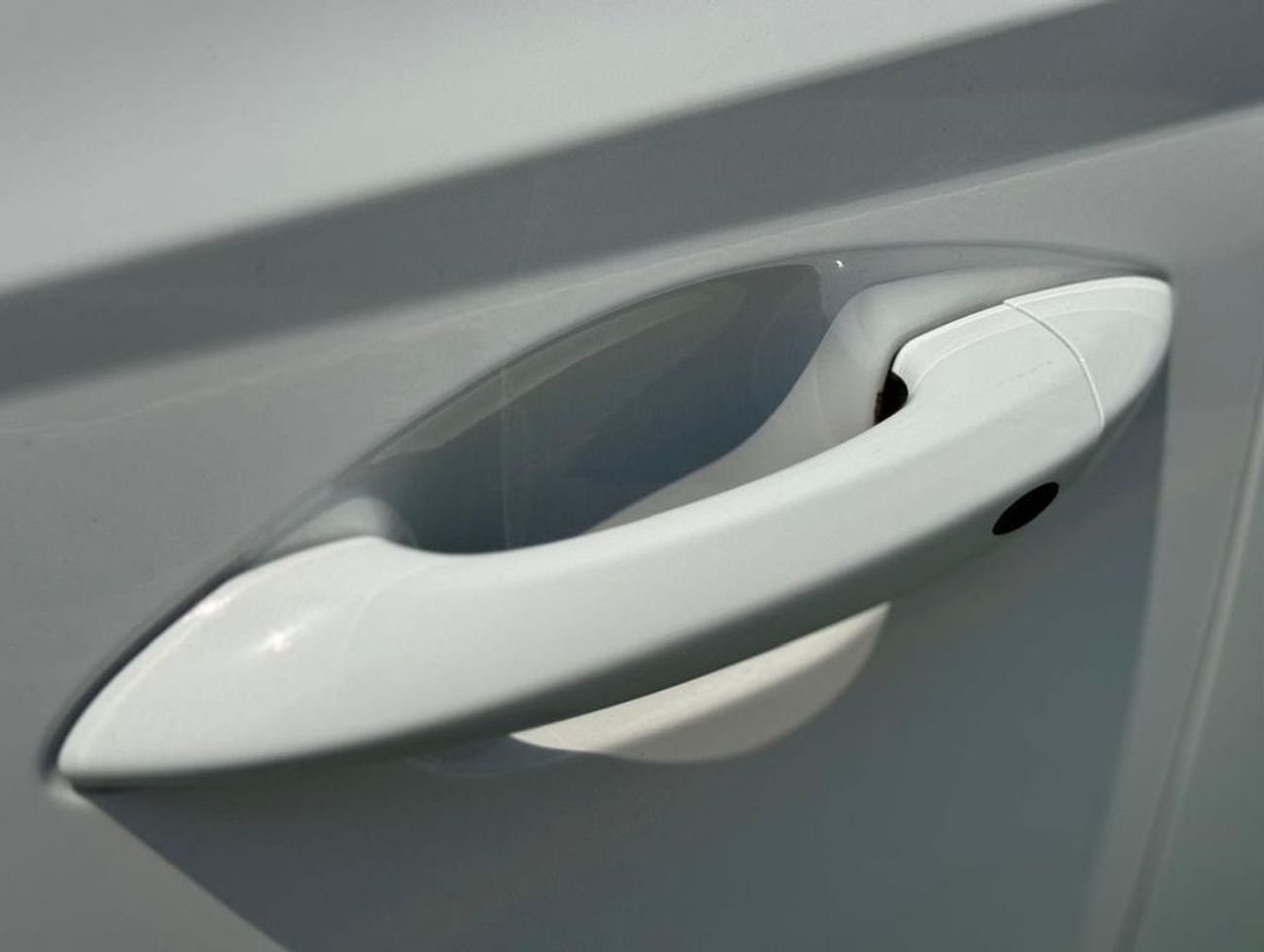 هيونداي توسون PREMIUM PLUS HYUNDAI TUCSON 1.6T - 2025 MODEL - WHITE COLOR