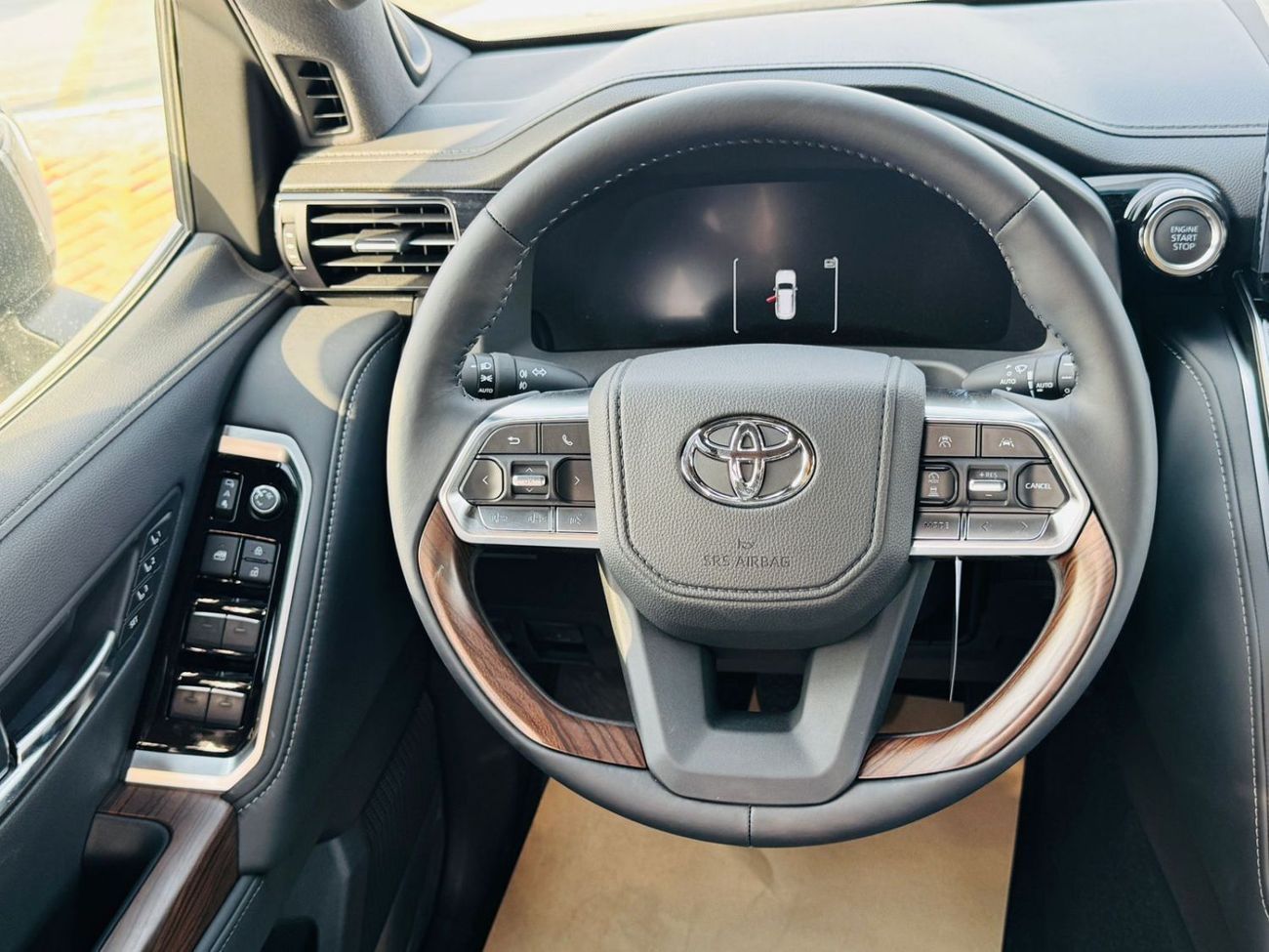 تويوتا لاند كروزر TOYOTA LC300 VX 3.5L TWIN TURBO F/O A/T BLACK 2025