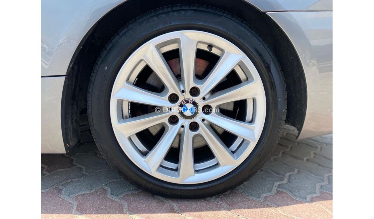 BMW 330i i