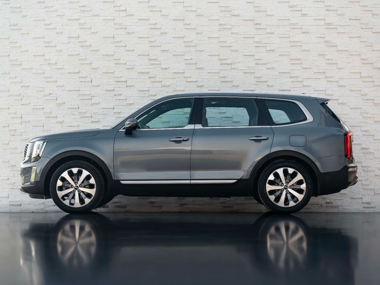 Kia Telluride LX 3.8L (291 HP)