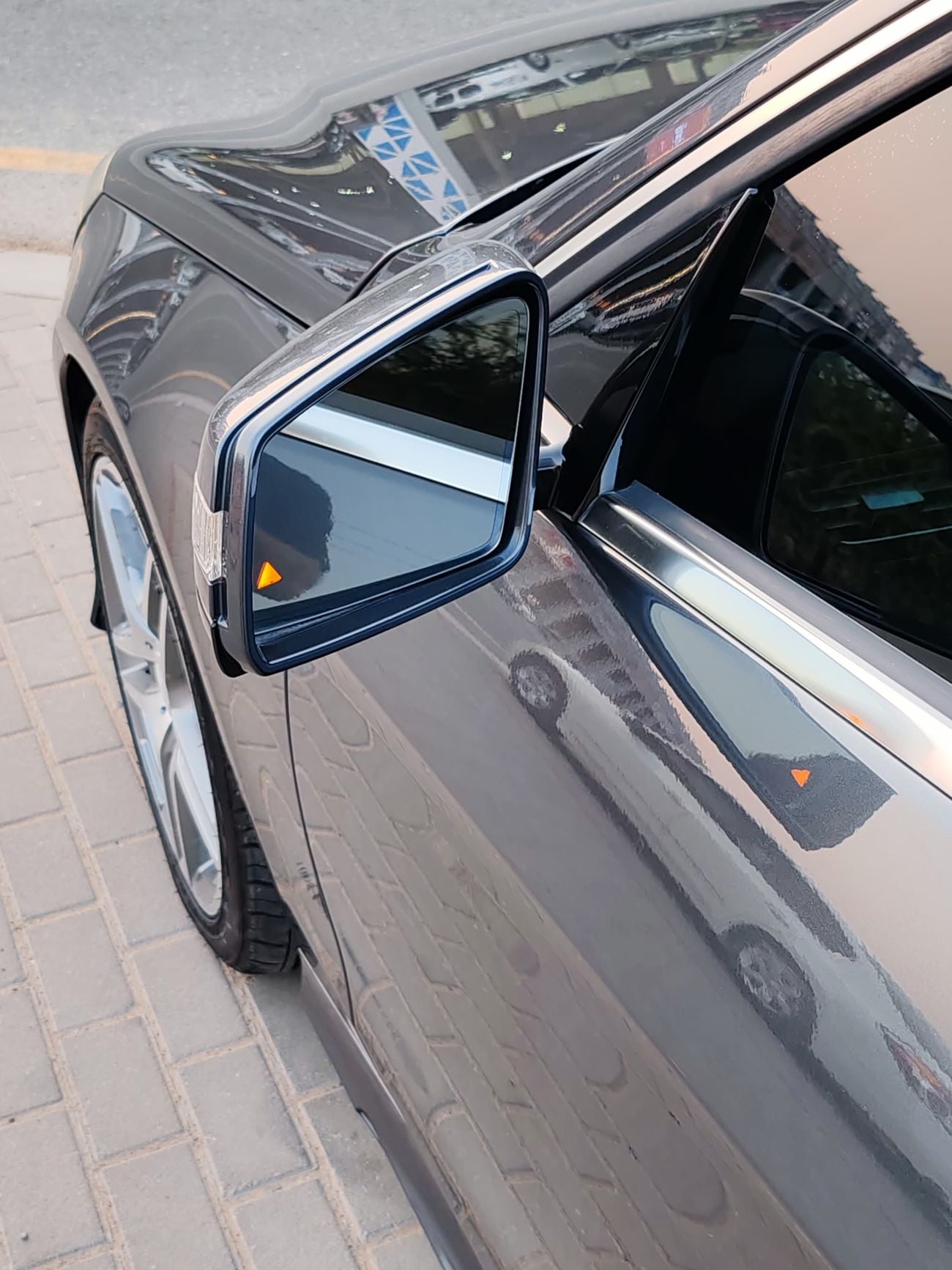 مرسيدس بنز E300 إليجانس AMG