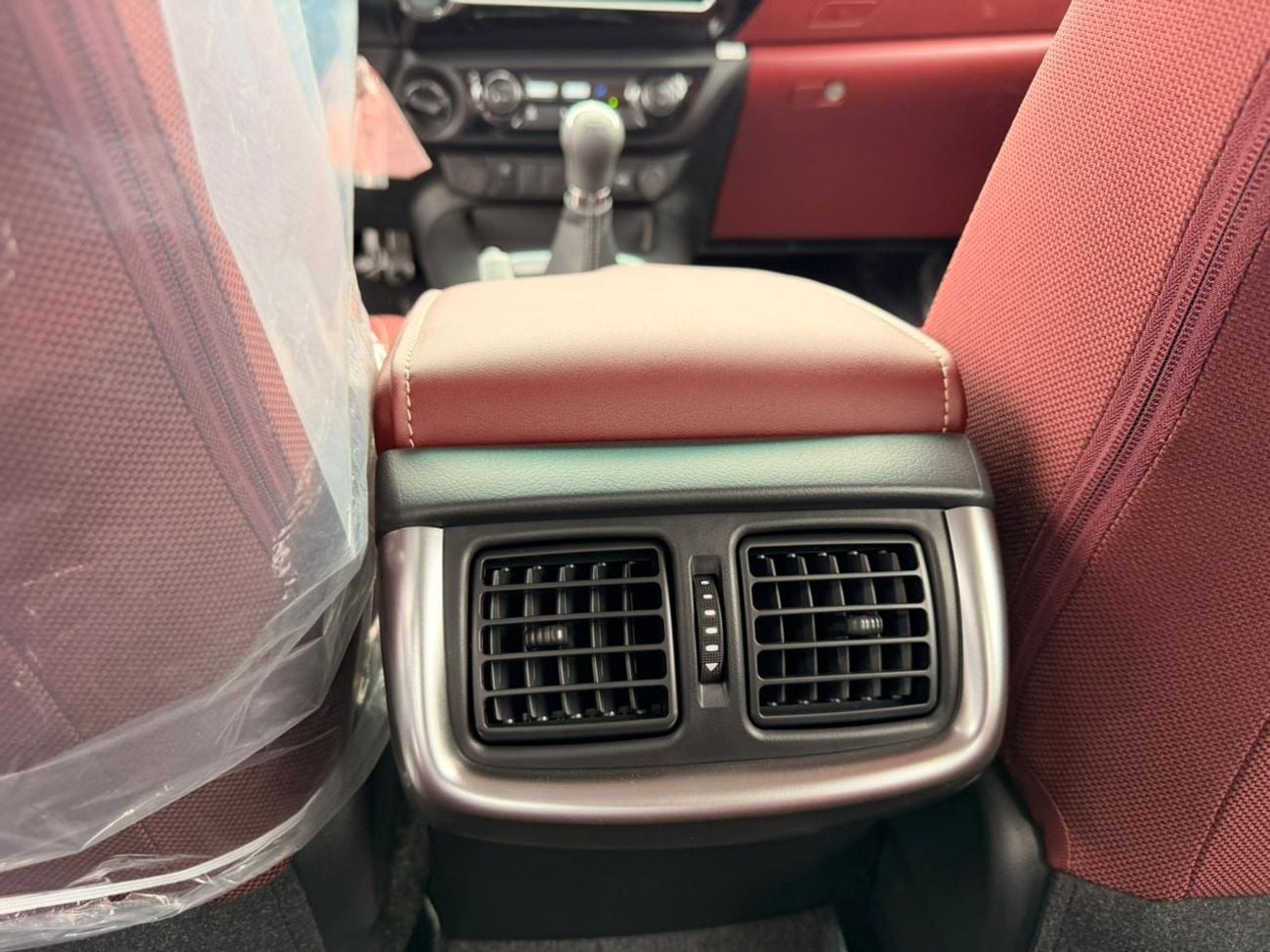 Toyota Hilux TOYOTA HILUX SR5 2.7L MT 2026