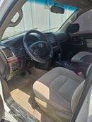 Toyota Land Cruiser model 2009 v6