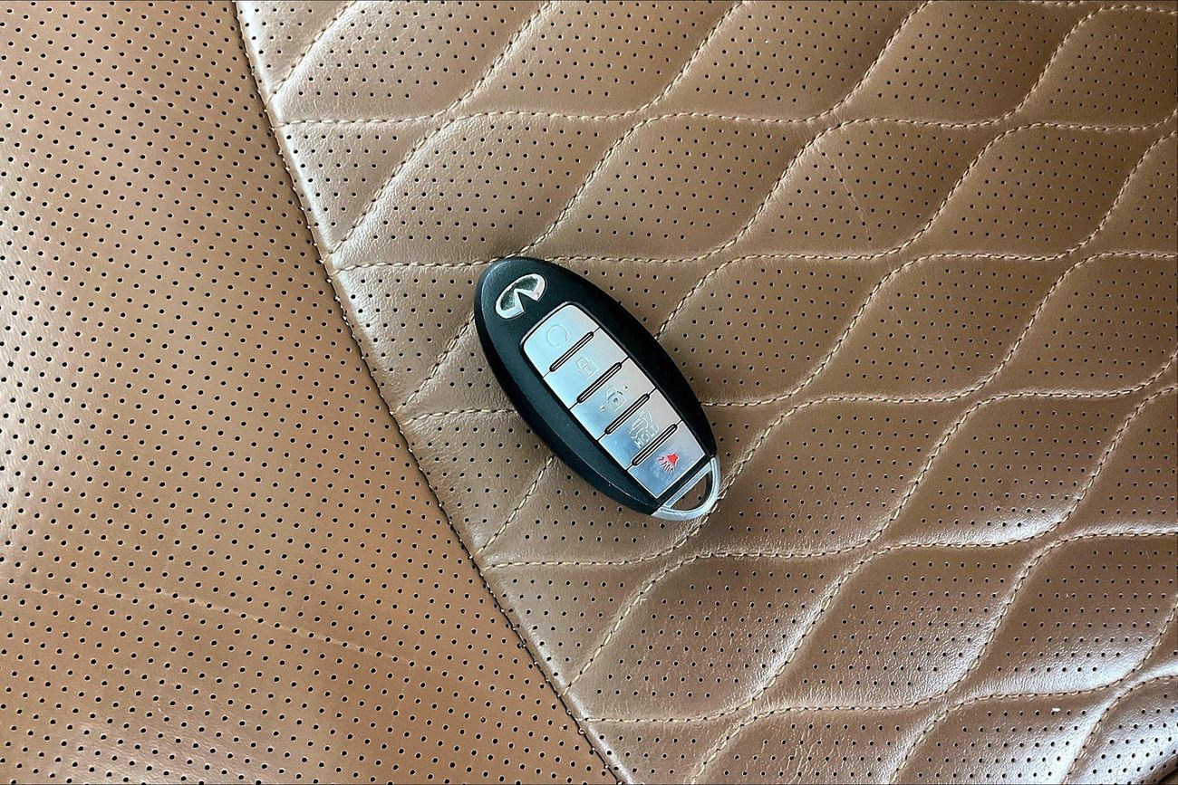 Infiniti QX80 Luxe Sensory ProActive (7 Seater) | Guaranteed Warranty | 0 Down Payment