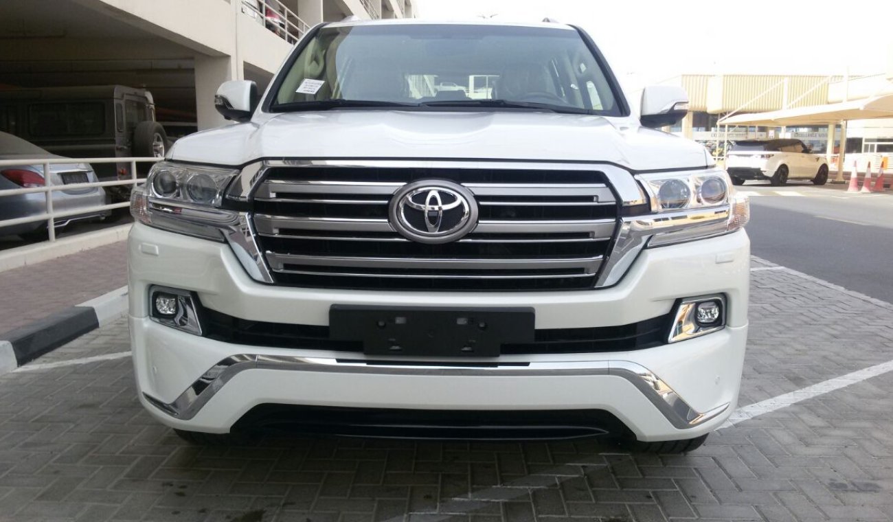 Toyota Land Cruiser 4.5L Diesel V8 High Specifcation