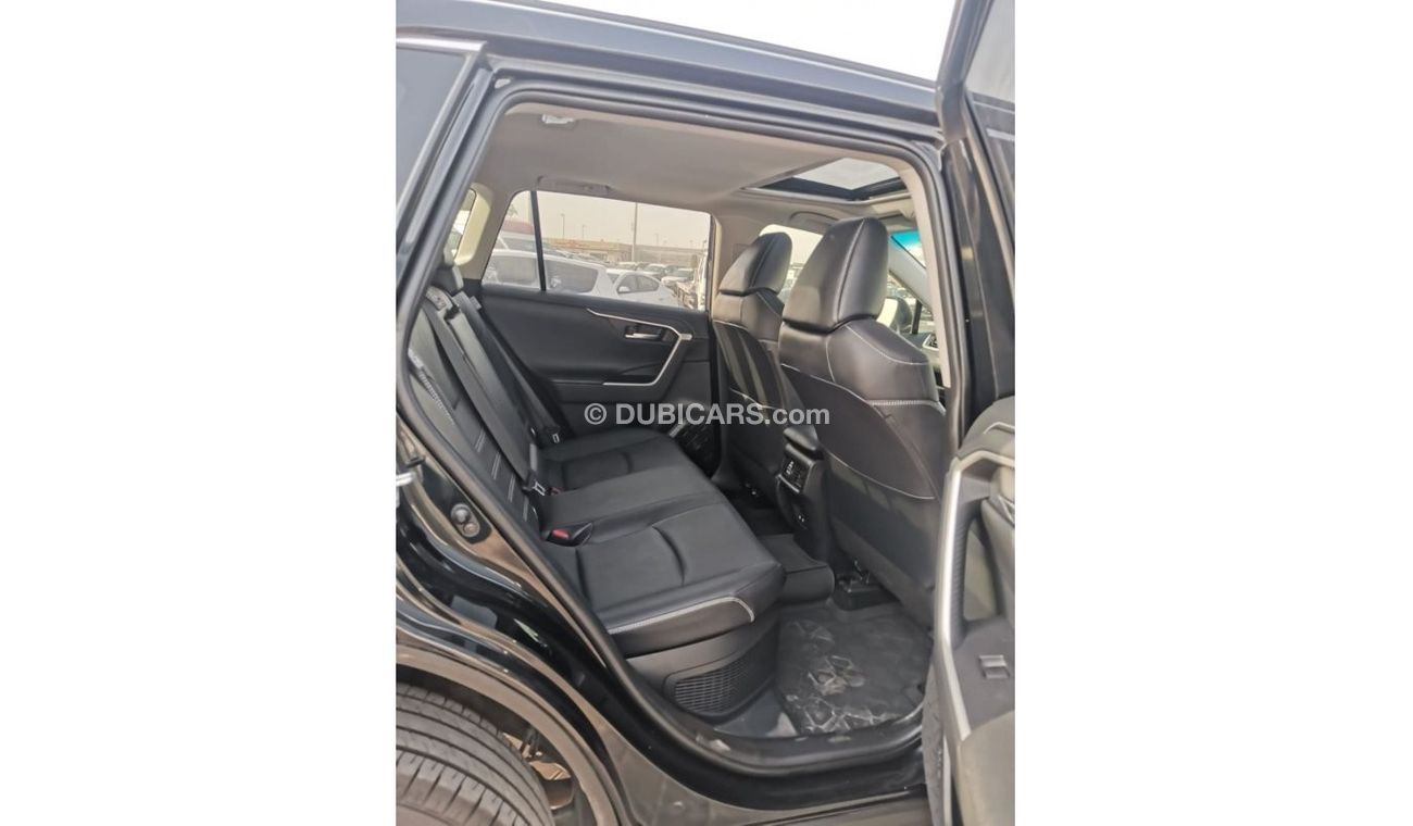 تويوتا راف ٤