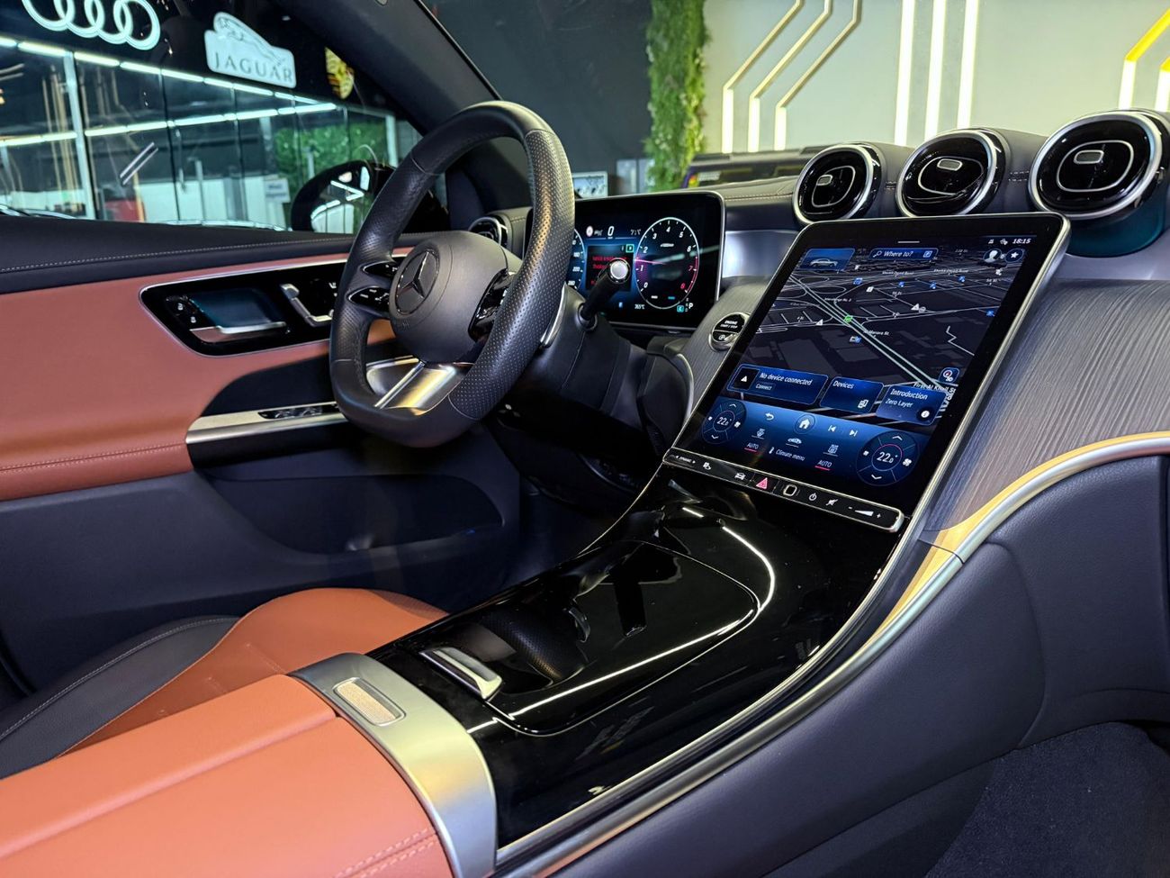 مرسيدس بنز GLC كوبيه 200 4MATIC 0% Down-payment | AED 5,000 P/M | 2024 GLC200 Coupe | AMG Package | Warranty and Service cont