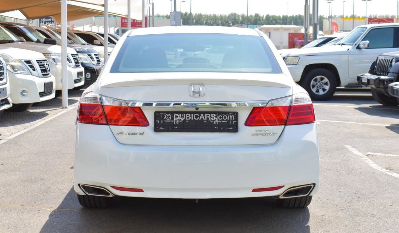 هوندا أكورد I VTEC Sport