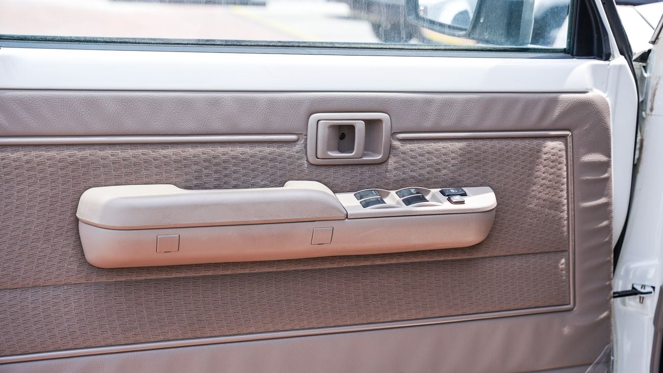 Toyota Land Cruiser 70