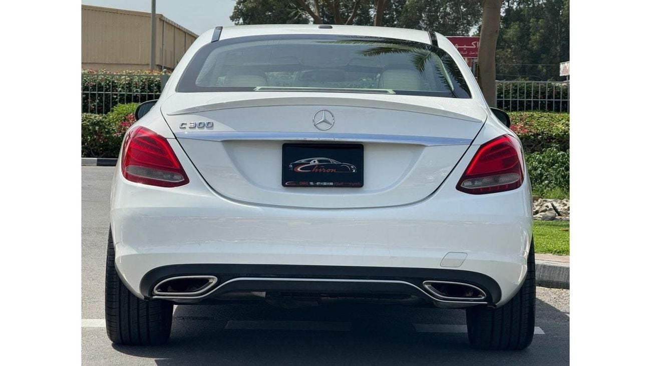 Mercedes-Benz C 300 Std MERCEDES BENZ C300 2018 2.0L FULL OPTIONS IN PERFECT CONDITIONS