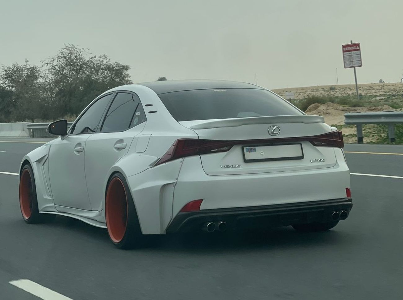 لكزس IS 350 F Sport Platinum 3.5L