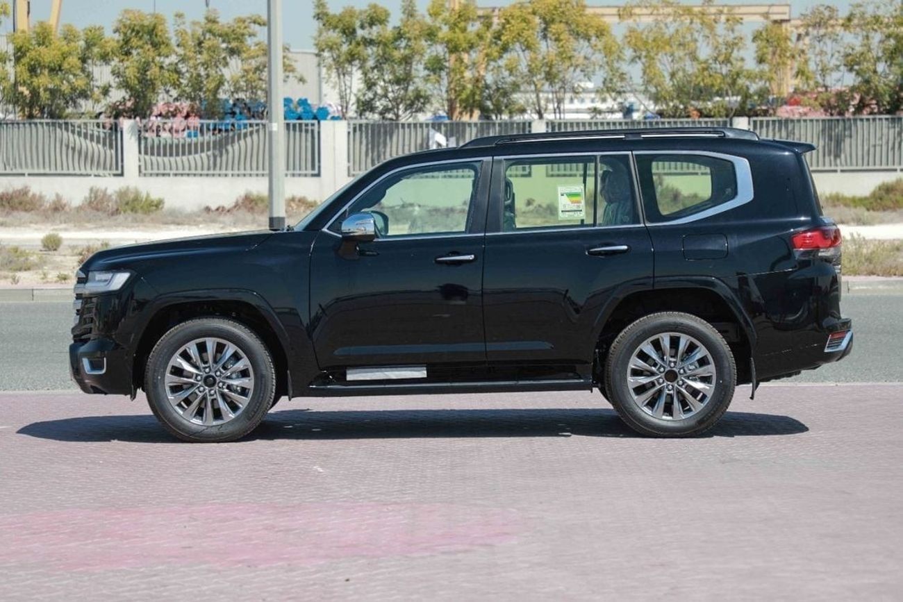 Toyota Land Cruiser 2024 TOYOTA LC300 3.3 VX - ATTITUDE BLACK inside BLACK | Export Only