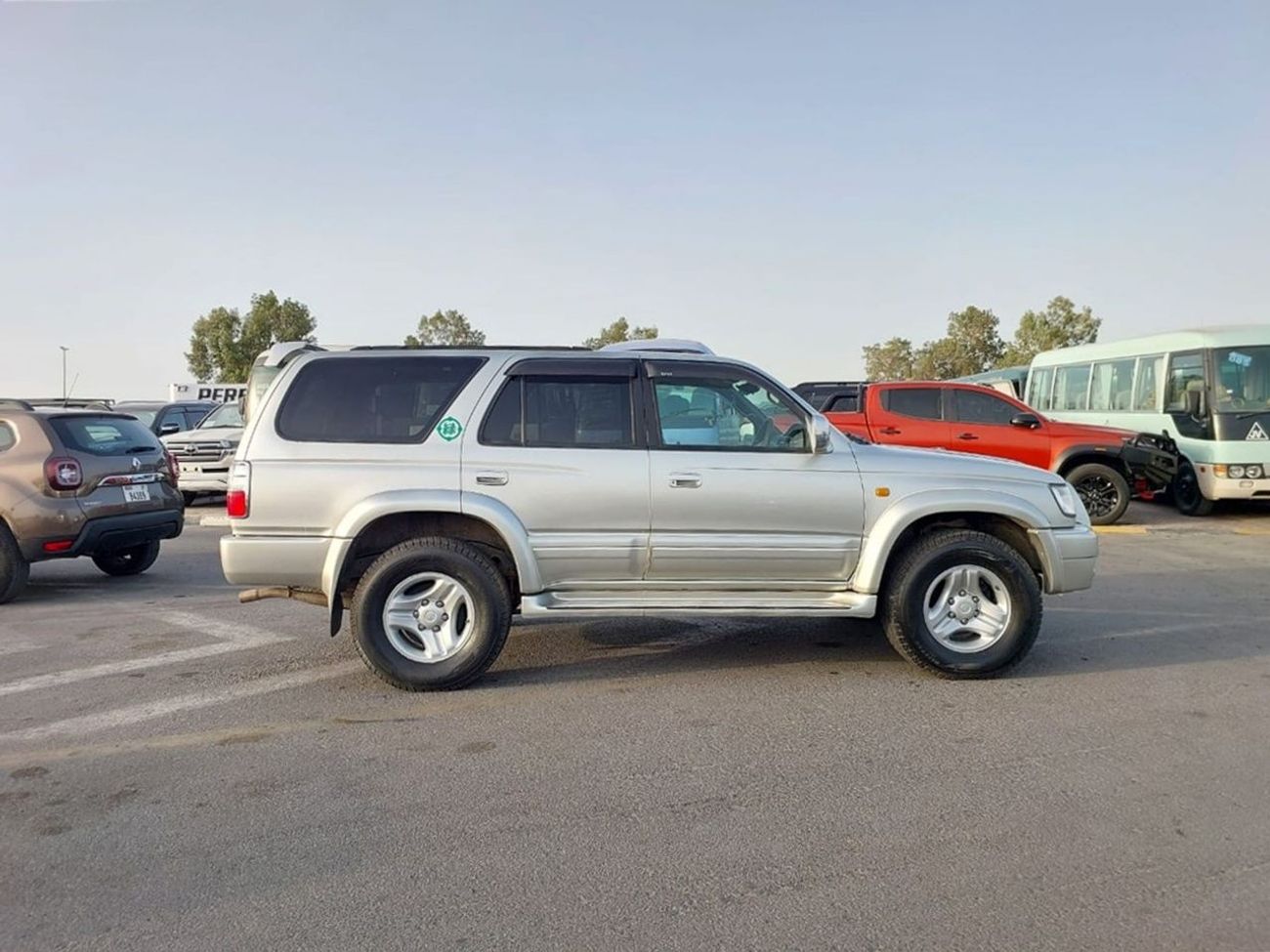 Toyota Hilux Surf TOYOTA HILUX SURF SUV RHD 2000 MODEL 2.7 L PETROL AUTOMATIC(PM37972)