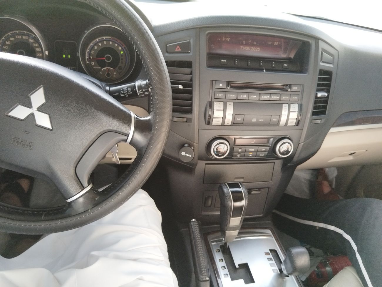 Mitsubishi Pajero GLS Highline 3.5L (186 HP)