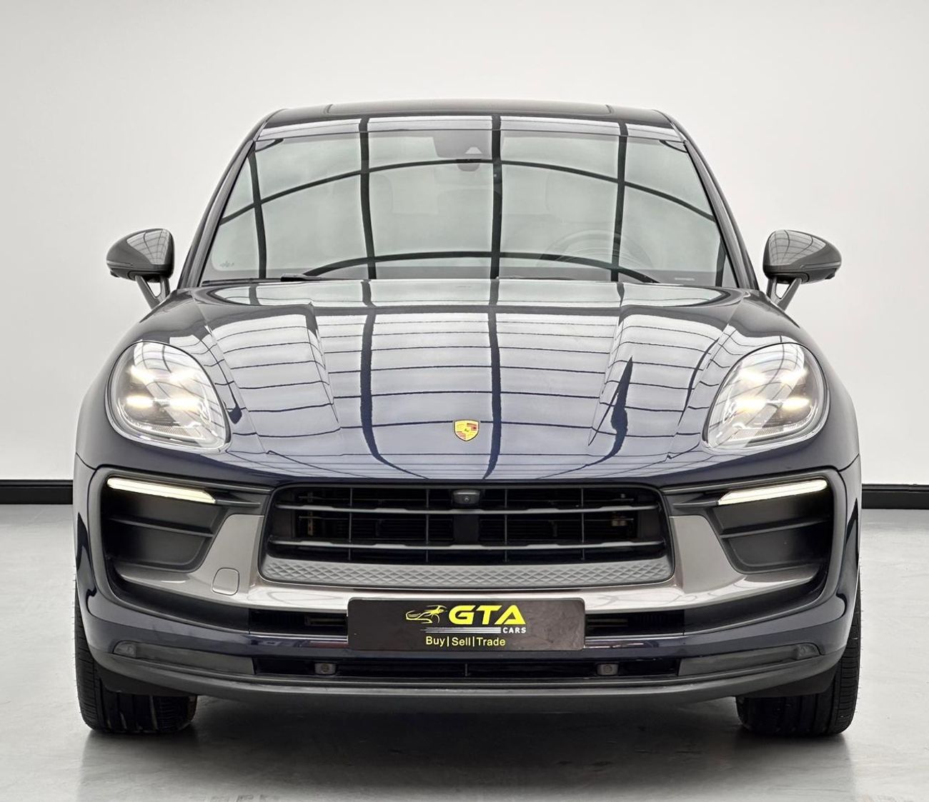 Porsche Macan T 2.0L (260 HP) 2022 Porsche Macan T, 1 Year Unlimited Km Warranty, Porsche Full Service History, GC