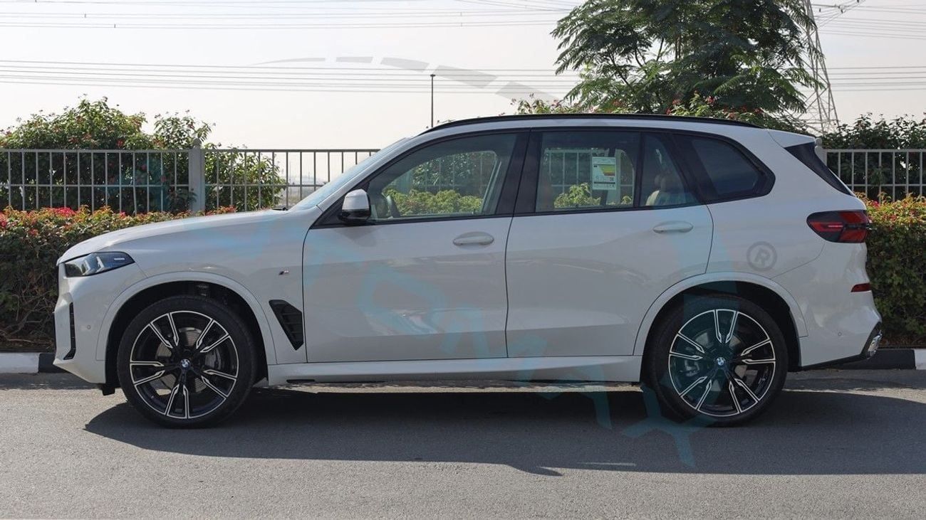 بي أم دبليو X5 M xDrive 40i 3.0T GCC 2025 0Km With 2 Years Warranty & 3 Years Service @Official Dealer