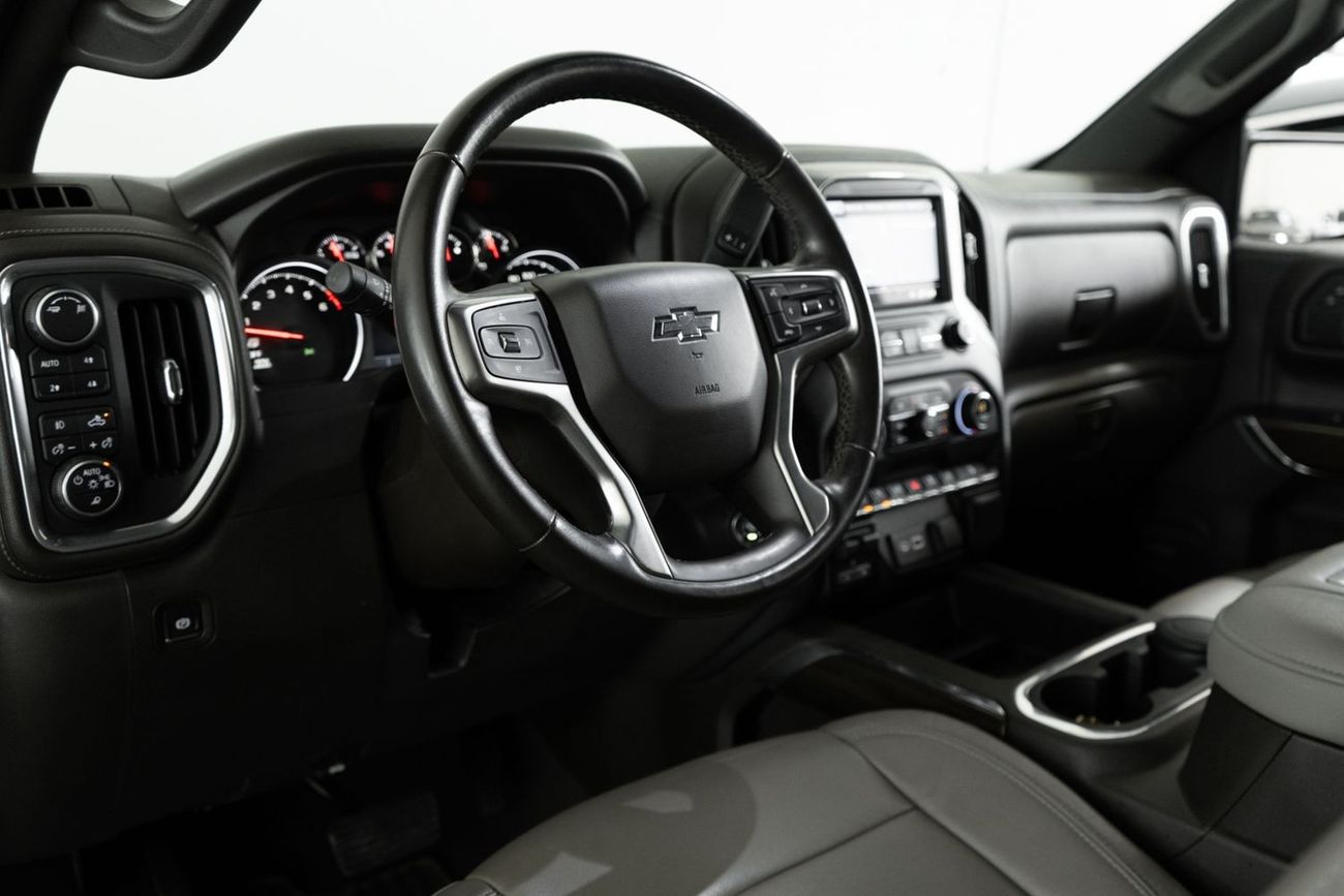 Chevrolet Silverado RST