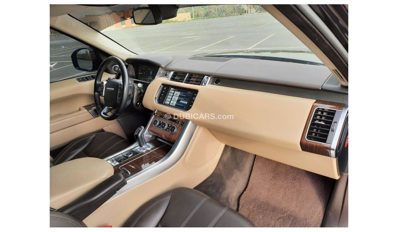 Land Rover Range Rover Sport GCC   V6