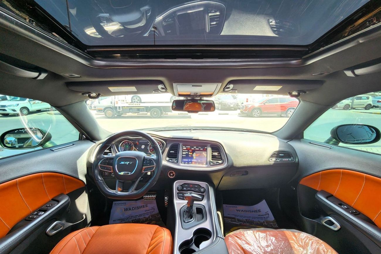 Dodge Challenger Scat Pack 6.4L (470 HP) SRT /2022 /6.4L / CUSTOM COLOR/HELLCAT WIDE BODY /SUN ROOF -FULL OPTION