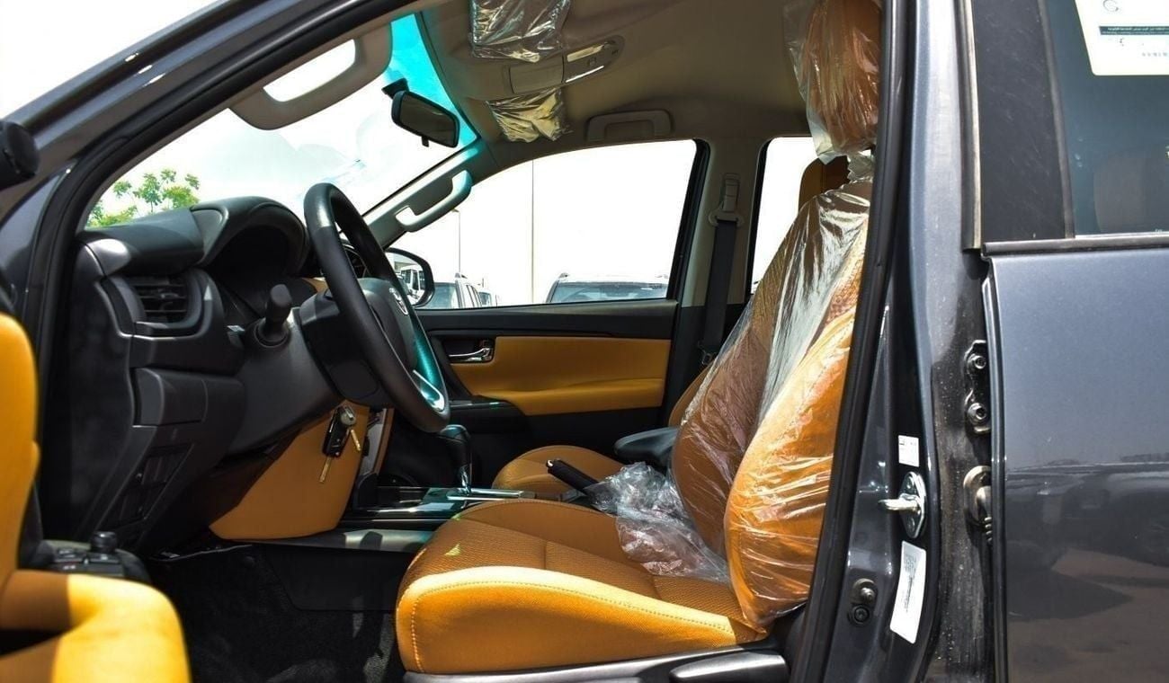 تويوتا فورتونر Toyota fortuner 2.7L petrol 4x2 MY2023
