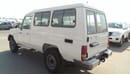 Toyota Land Cruiser Hard Top 78 LX 13, Diesel, 13 Seats
