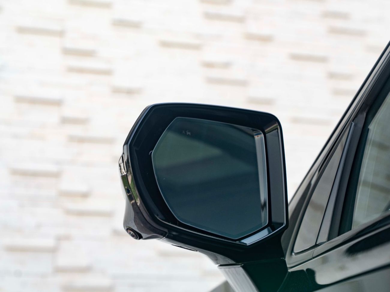 كاديلاك إسكالاد Premium Luxury Platinum 6.2L 4WD