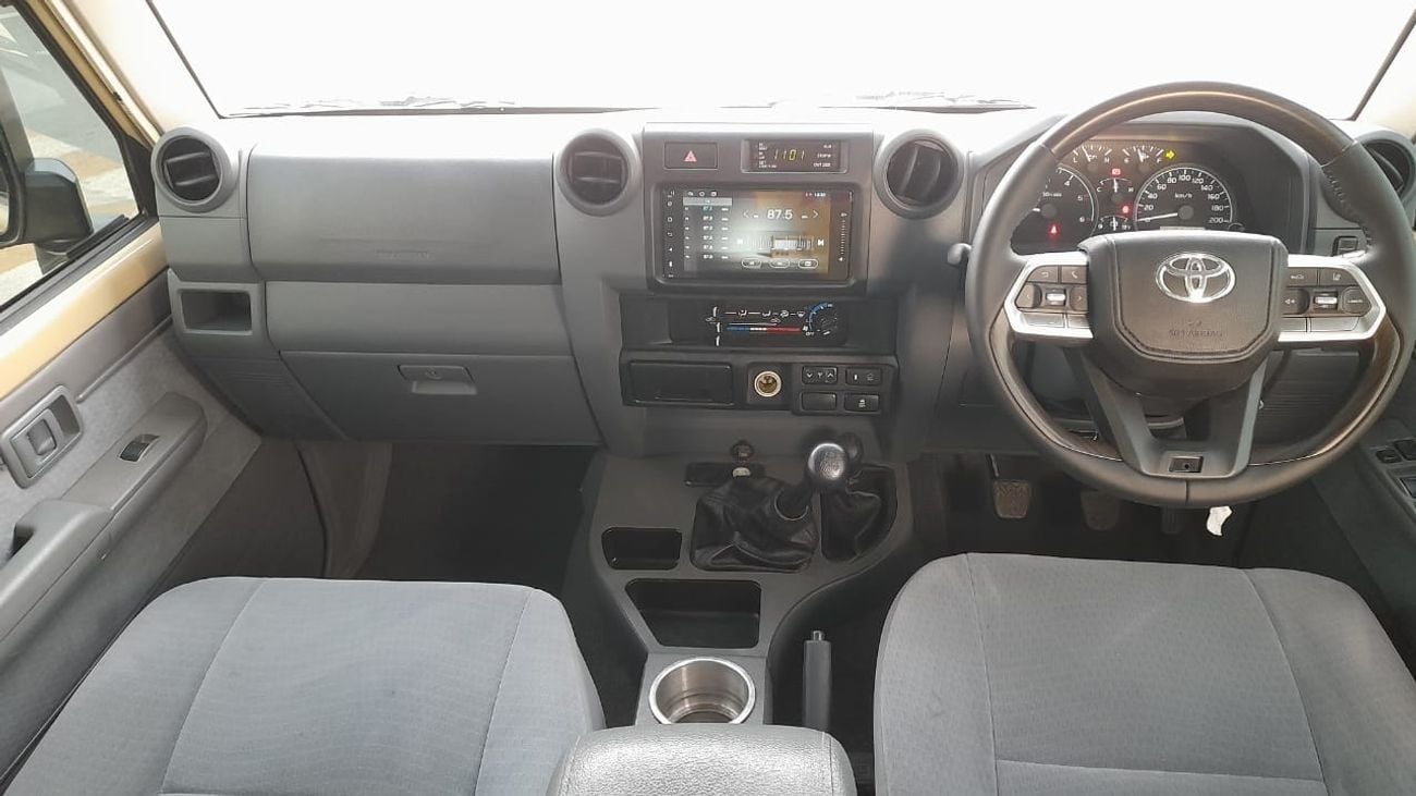 Toyota Land Cruiser Pick Up Right-Hand drive 4.5 V8 1VD diesel manual low kms facelifted