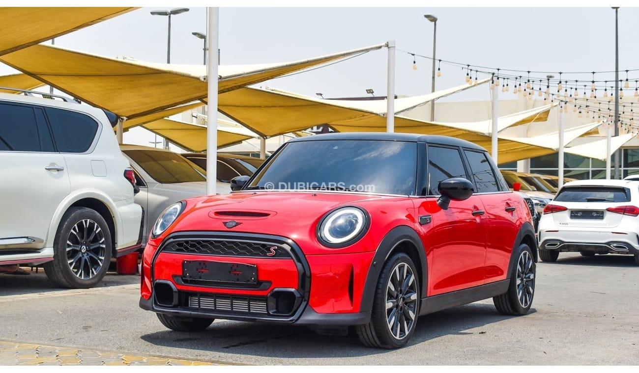 Used Mini Cooper S 2023 for sale in Sharjah 635121