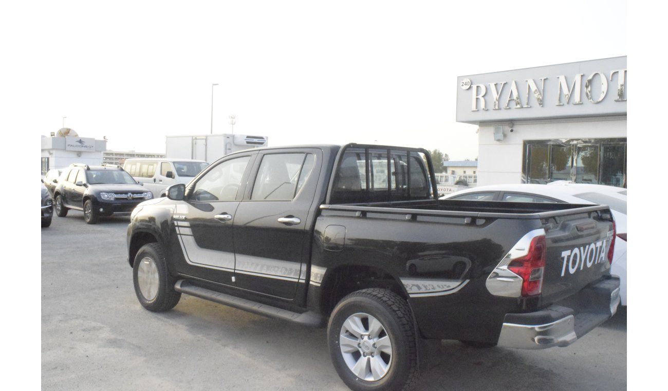 Toyota Hilux SR5 2.4L ENGINE DIESEL  MODEL 2020   4 CYLINDER PICKUP   AUTO TRANSMISSION  ONLY FOR EXPORT