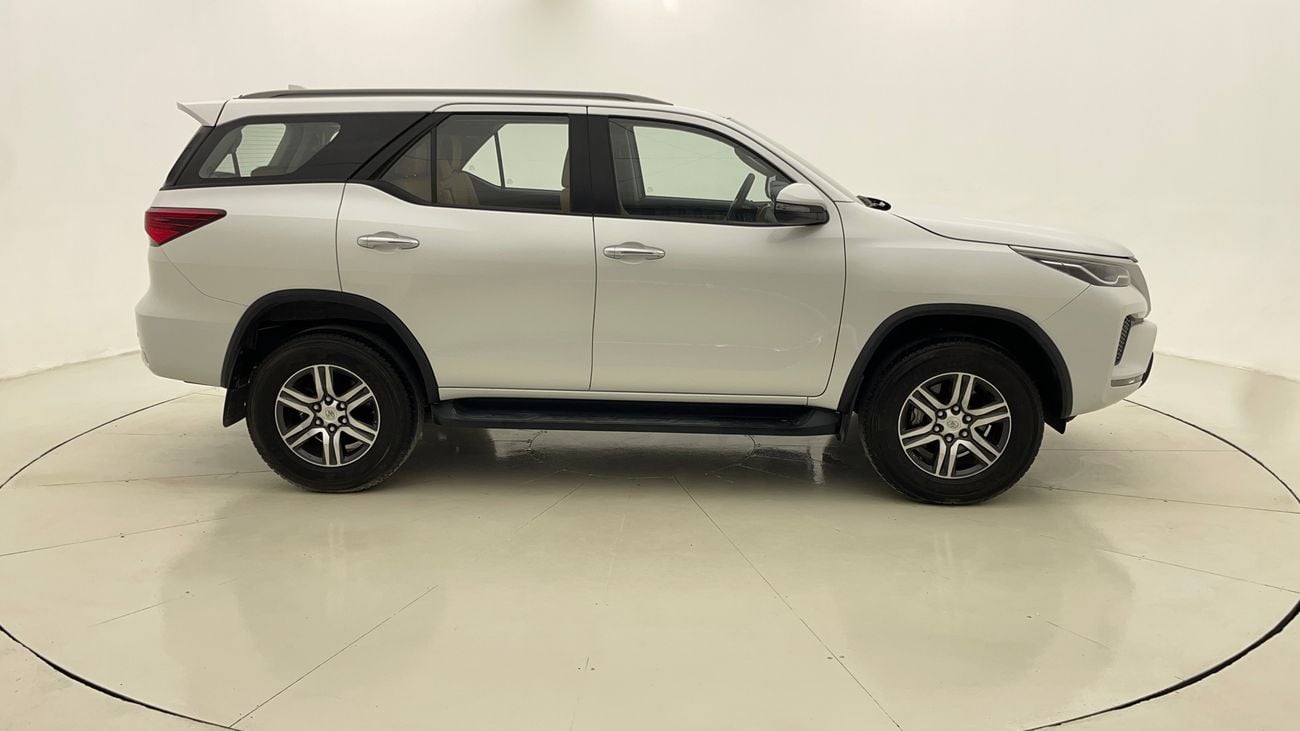 تويوتا فورتونر EXR 2.7 | بدون دفعة مقدمة | اختبار القيادة في المنزل