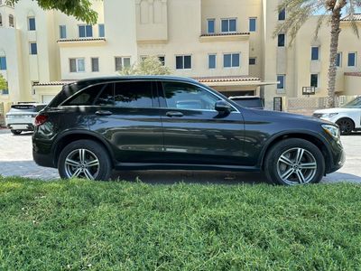 Mercedes-Benz GLC 300 Premium + 2.0L