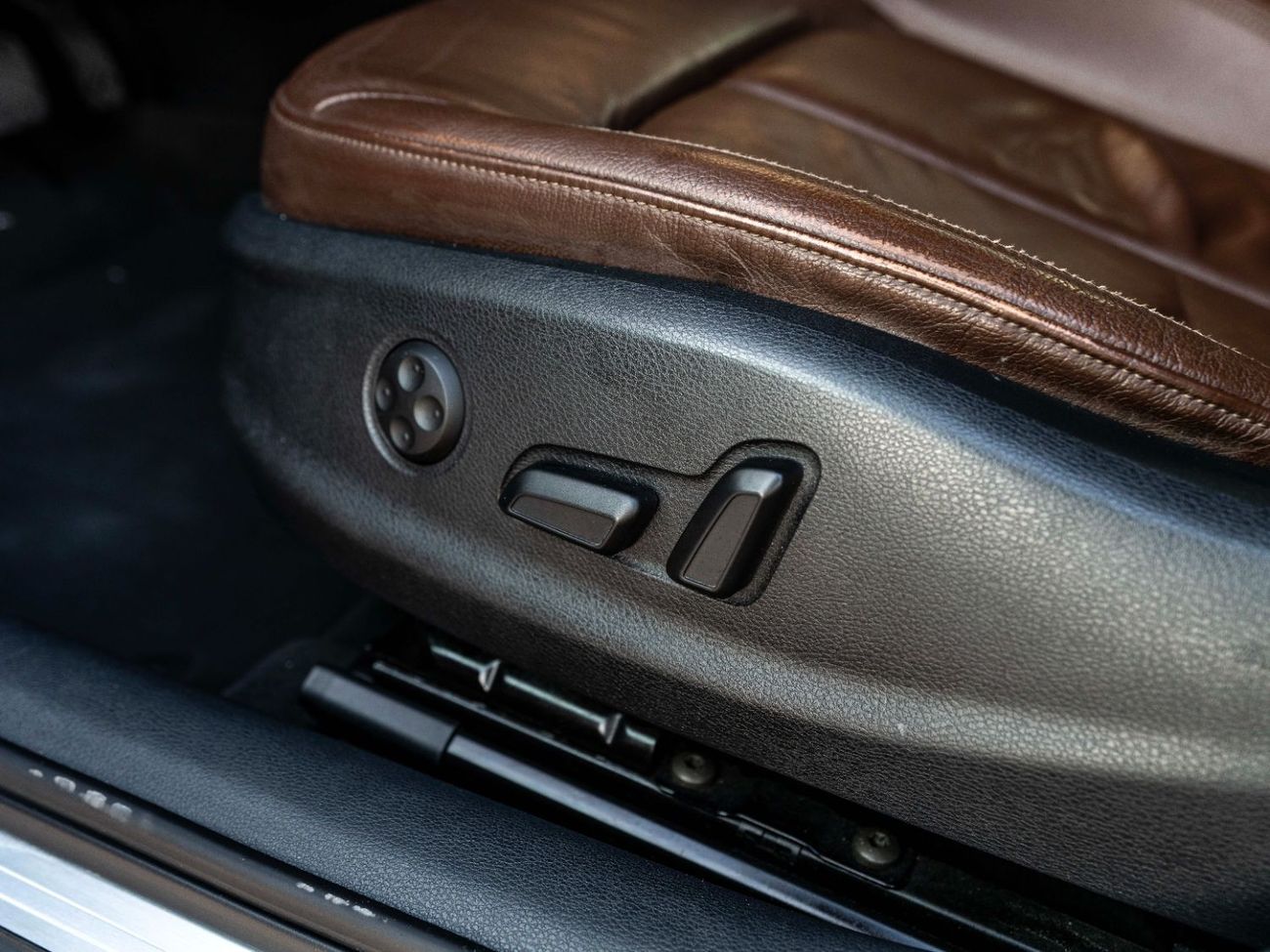 أودي A3 40 TFSI S-Line 1.8L