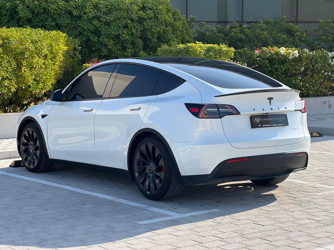Tesla Model Y Tesla Model Y Performance  Auto Pilot  2023 GCC Under Warranty