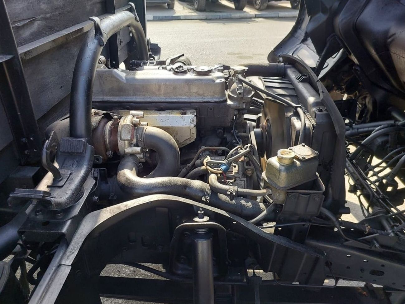 Mitsubishi Fuso Canter MITSUBISHI CANTER ALUMINIUM BODY TRUCK RHD 2003 MODEL 3.9 L DIESEL MANUAL(PM40295)