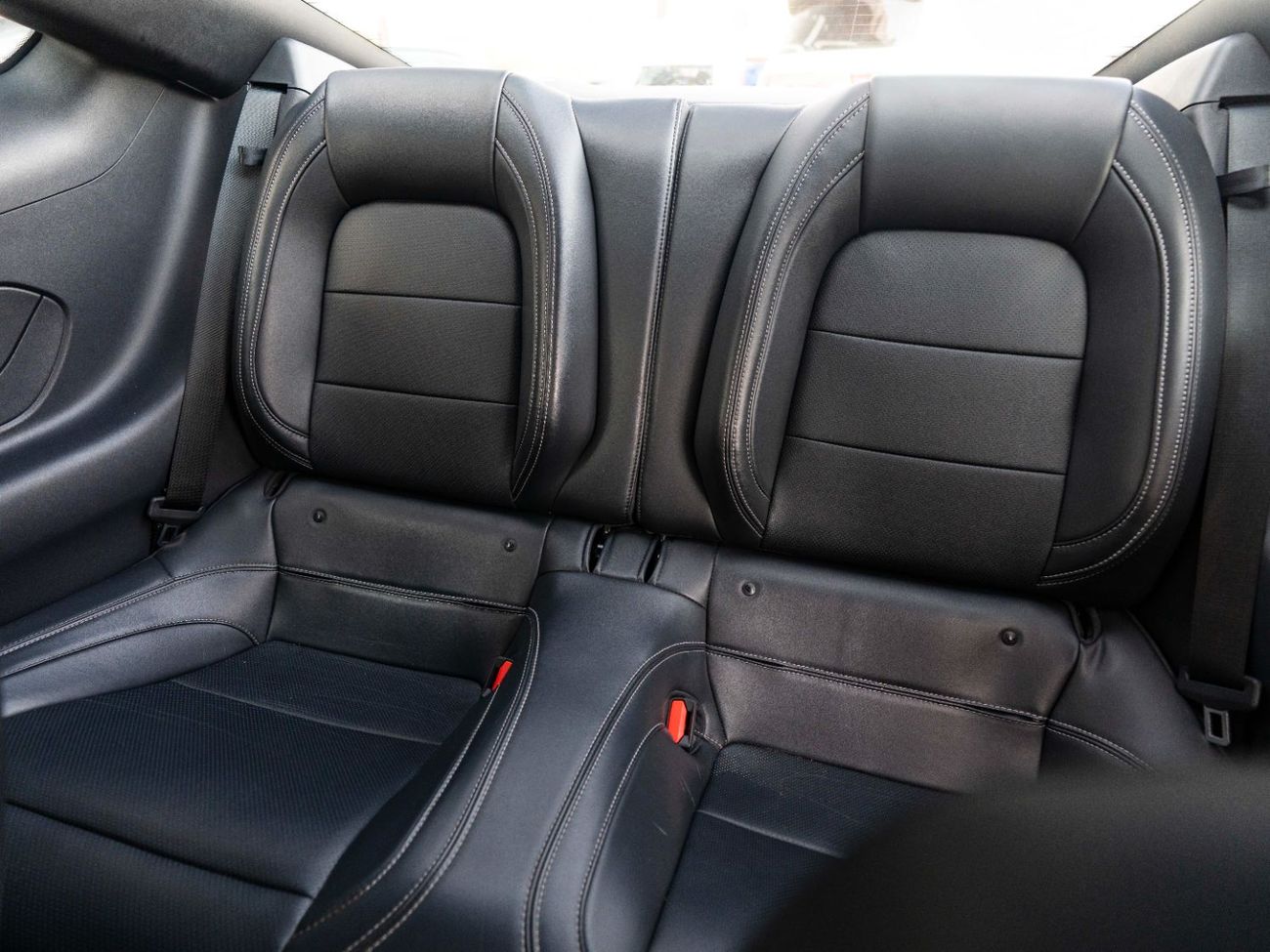 Ford Mustang GT 5.0L (435 HP) Coupe M/T