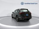 فولكس واجن تيجوان ELEGANCE 2.0L | Panoramic Sunroof with Leather Seats | VW Certified | GCC Specs | Showroom Co