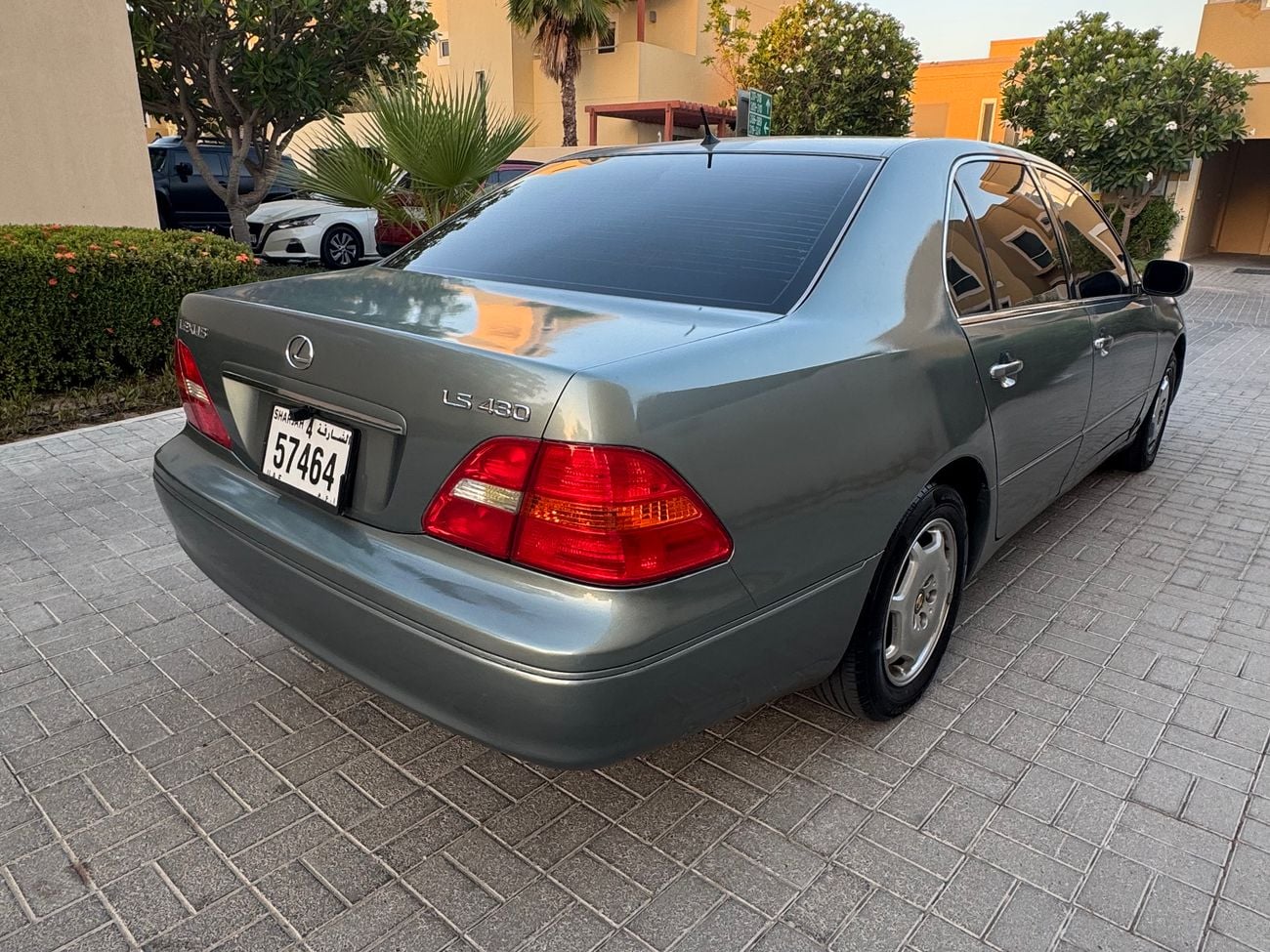 لكزس LS 430