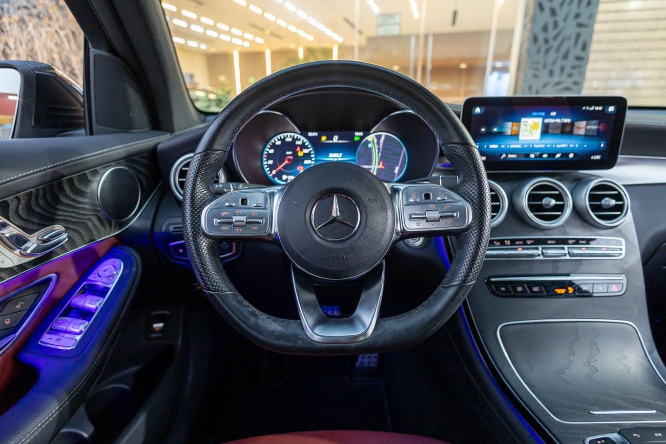 مرسيدس بنز GLC 200 GLC200 Mercedes-Benz GLC 200 2023 GCC under Warranty with Flexible Down-Payment.