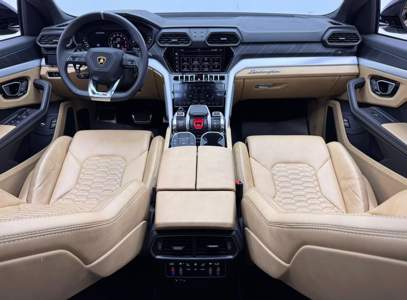 Lamborghini Urus STD 4.0T V8 2022 Lamborghini Urus, 1 Year Warranty