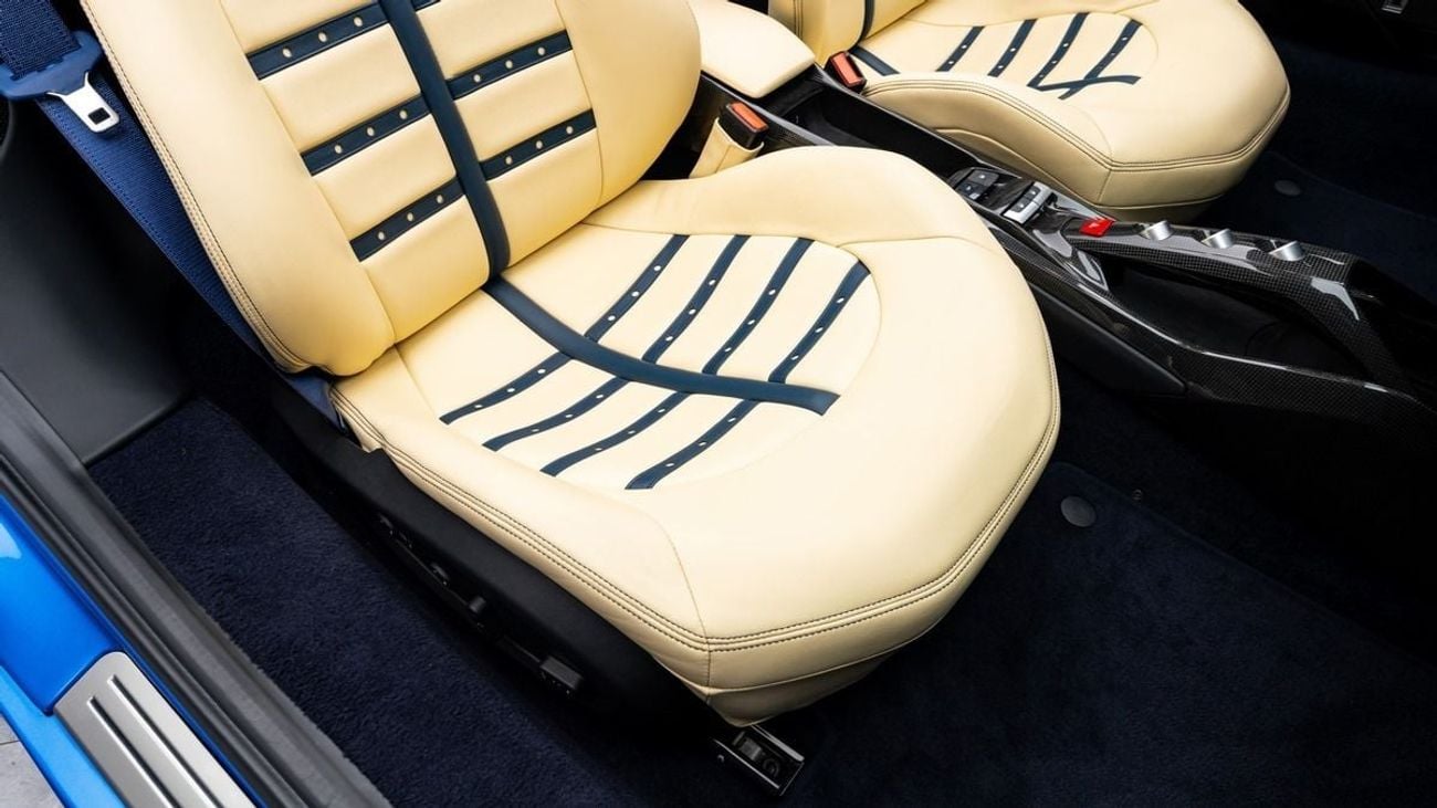 فيراري 488 سبايدر - 2017 - Japanese Specs