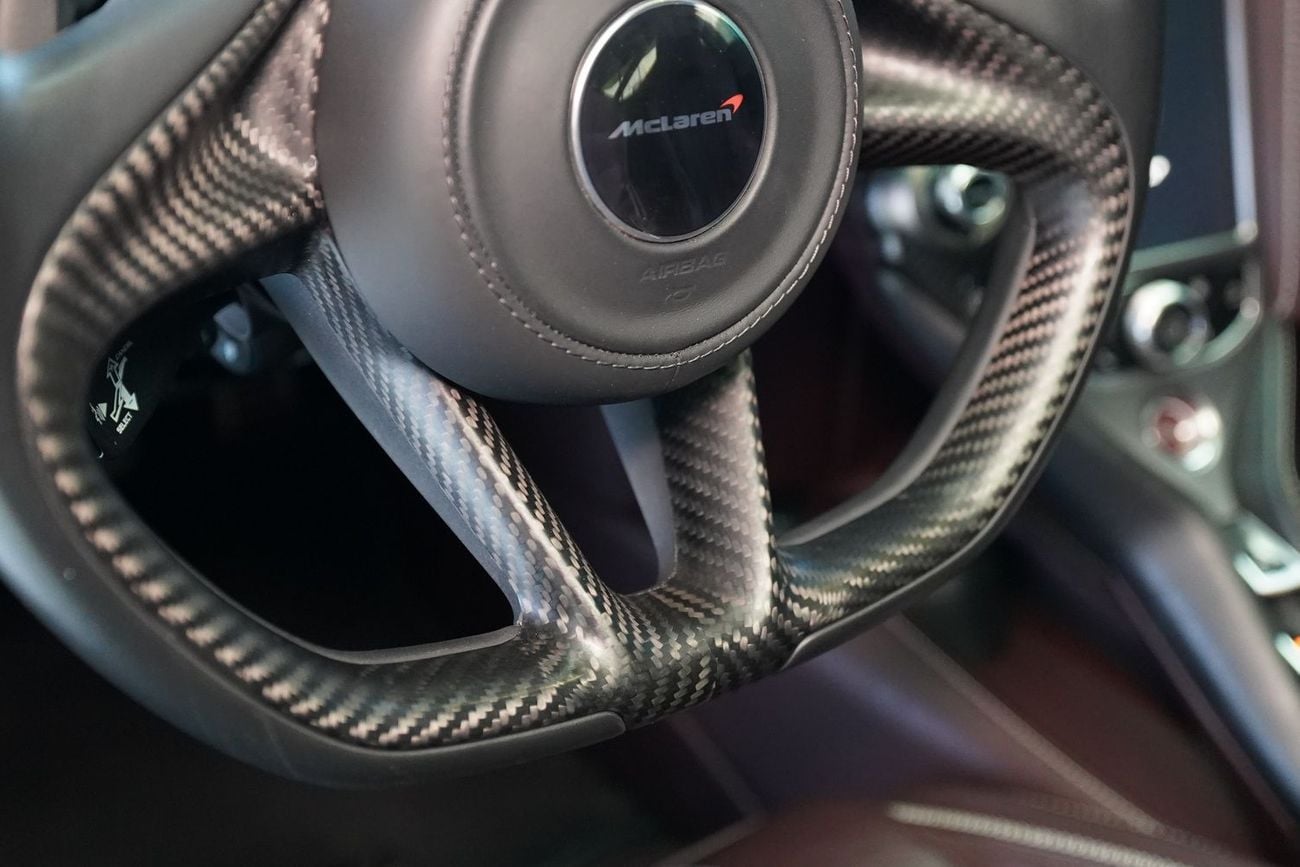 مكلارين 720S