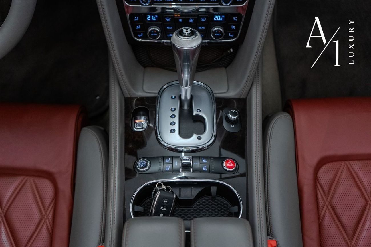 بنتلي كونتيننتال جي تي سي W12 2014 Bentley Continental GTC Speed W12, Full Service History, Very Low Kms, Excellent Condition,