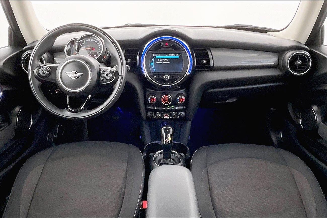 ميتسوبيشي مونتيرو GLS Premium | عرض العيد الحصري | خالية من أضرار الفيضانات