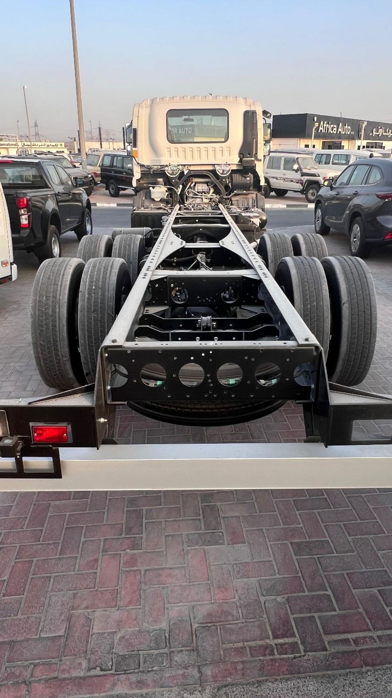 إيسوزو فوروارد Isuzu FVZ34P25 Cab Chassis 6X4